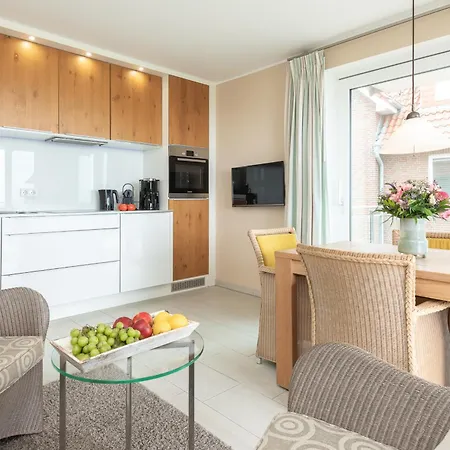 Friesenrose - Mit Wattblick *